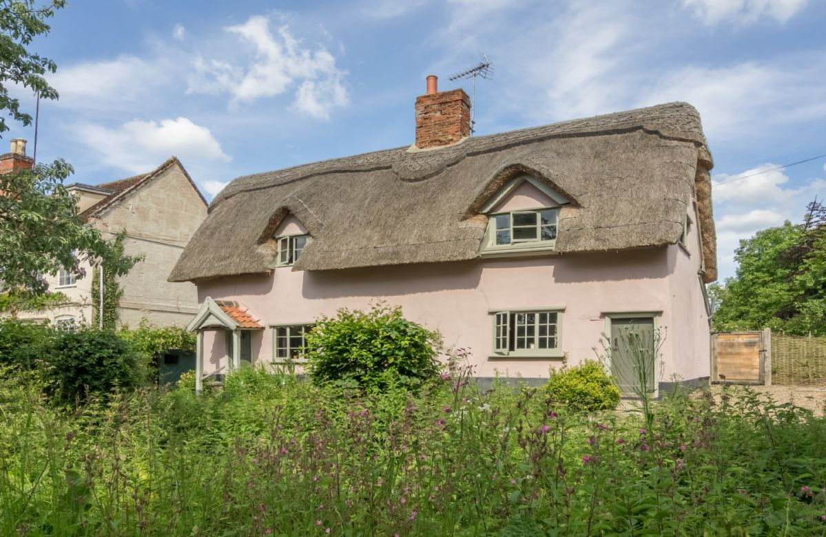 Click here for more about Gardener's Cottage